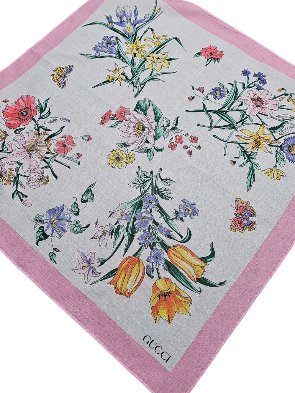 GUCCI SCARF - Picture 8 of 13